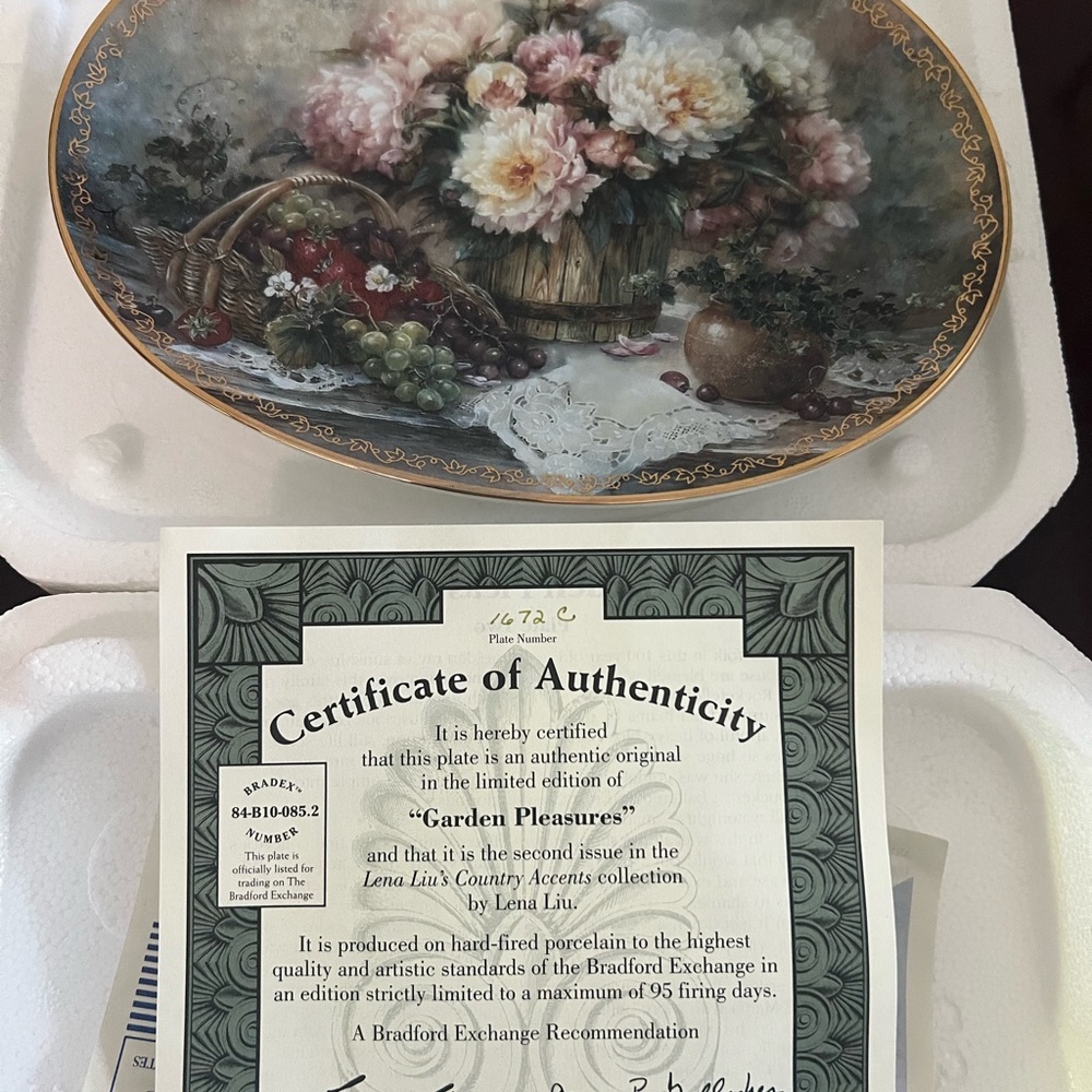 Lena Liu's Country Accents Plate